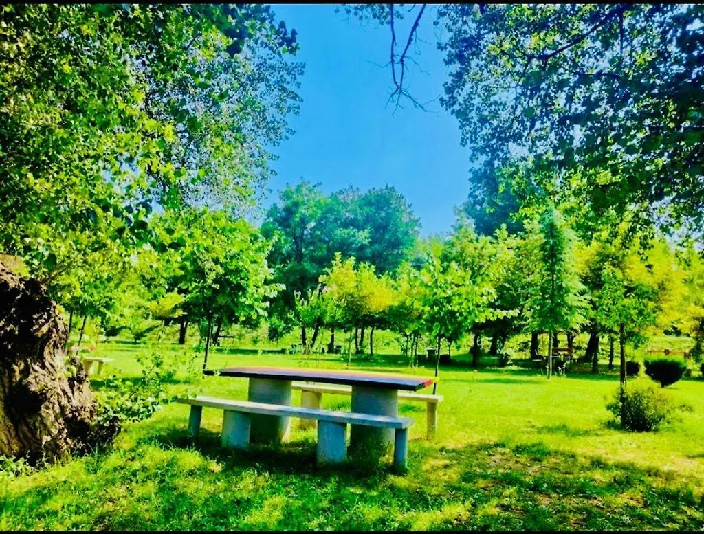 Kamping Lakoza Otel Rreshen